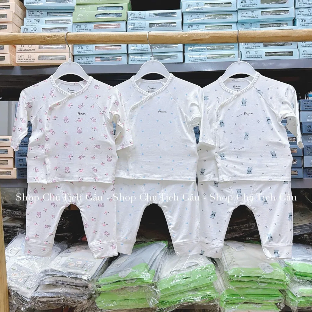 AVALER - Bộ quần áo sơ sinh dài tay cho bé chất sợi tre, mềm mịn.